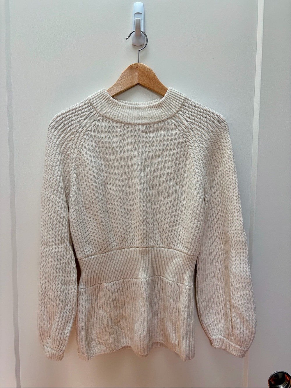 Club Monaco - Cream Ribbed Knit Women's Sweater - Classic Pullover